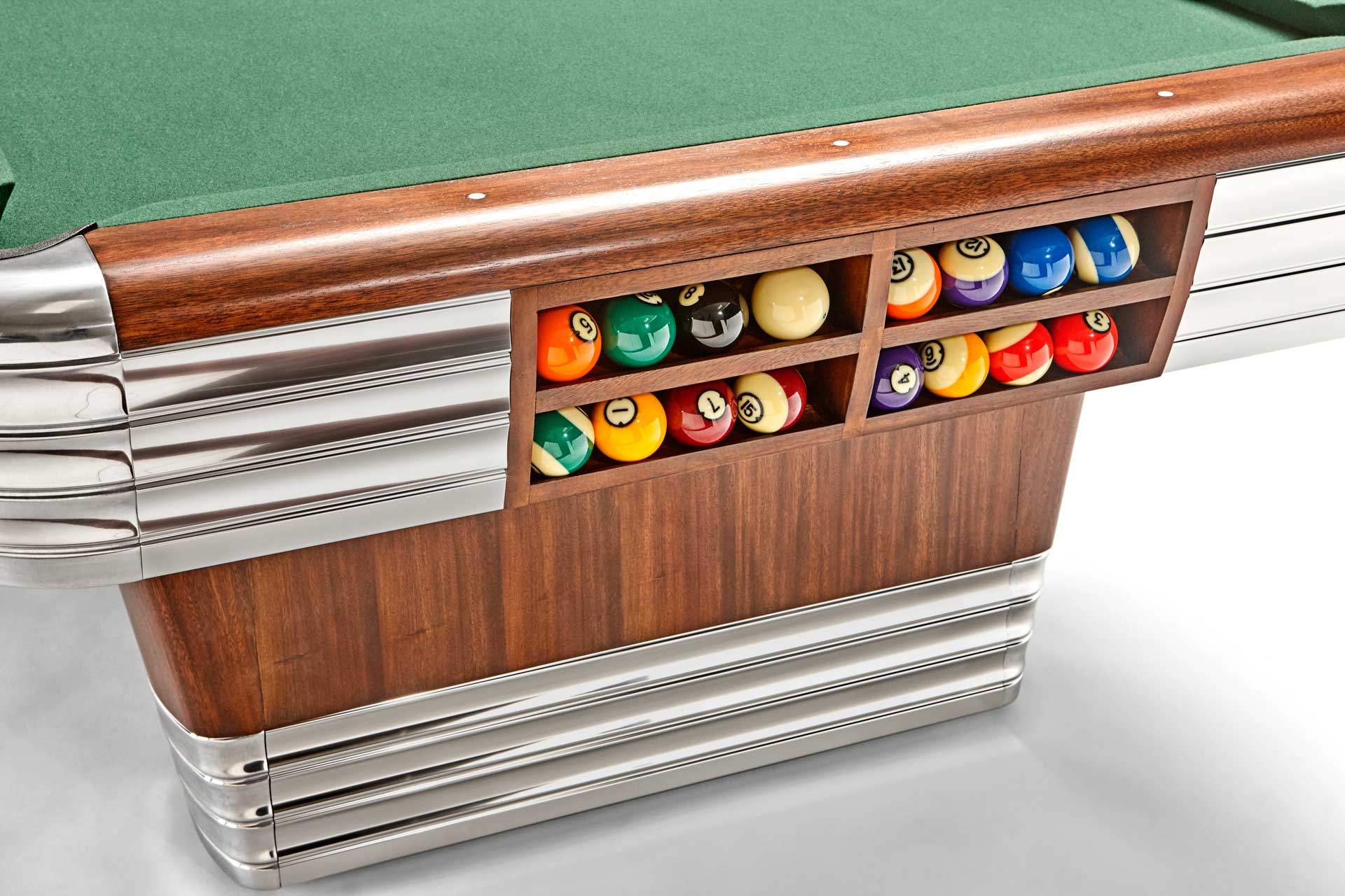 Brunswick Centennial Rosewood and Chrome Pool Table 8ft Closeup